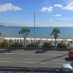 Carlton Hotel