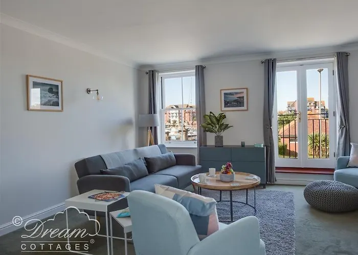 Marina Vista
