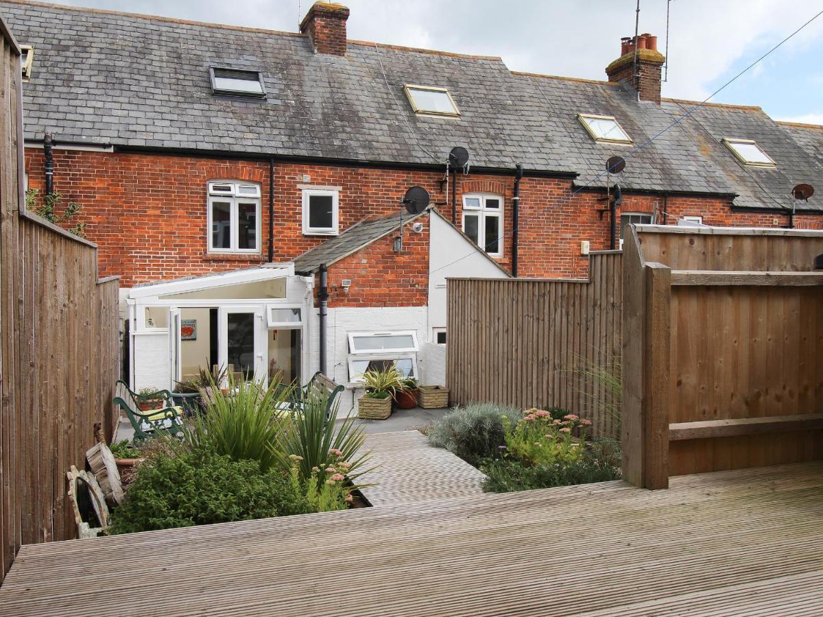 Weybury * Weymouth