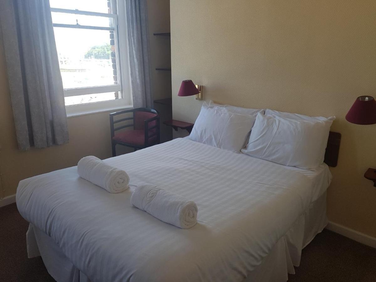 The Fairhaven Hotel 2*