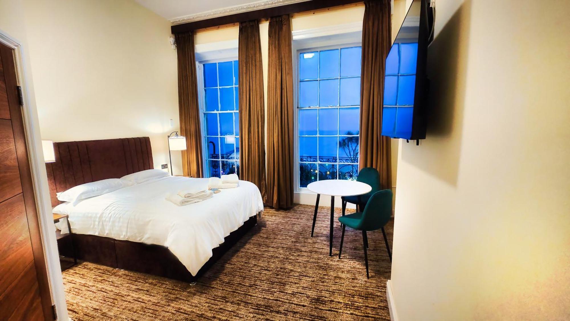 Carlton 4* Weymouth