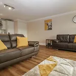 Townbridge Apartment