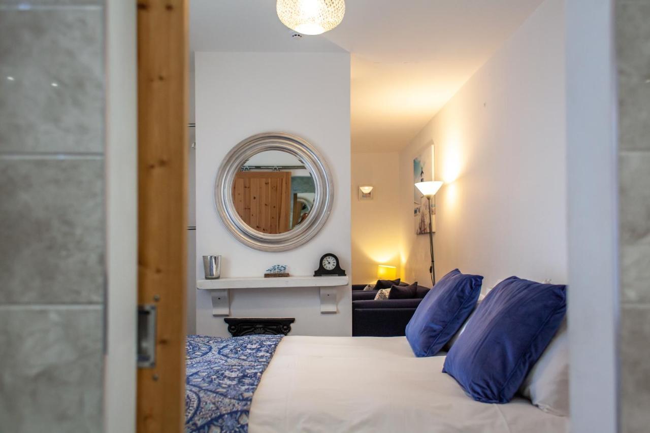 No. 98 Boutique Hotel 4*