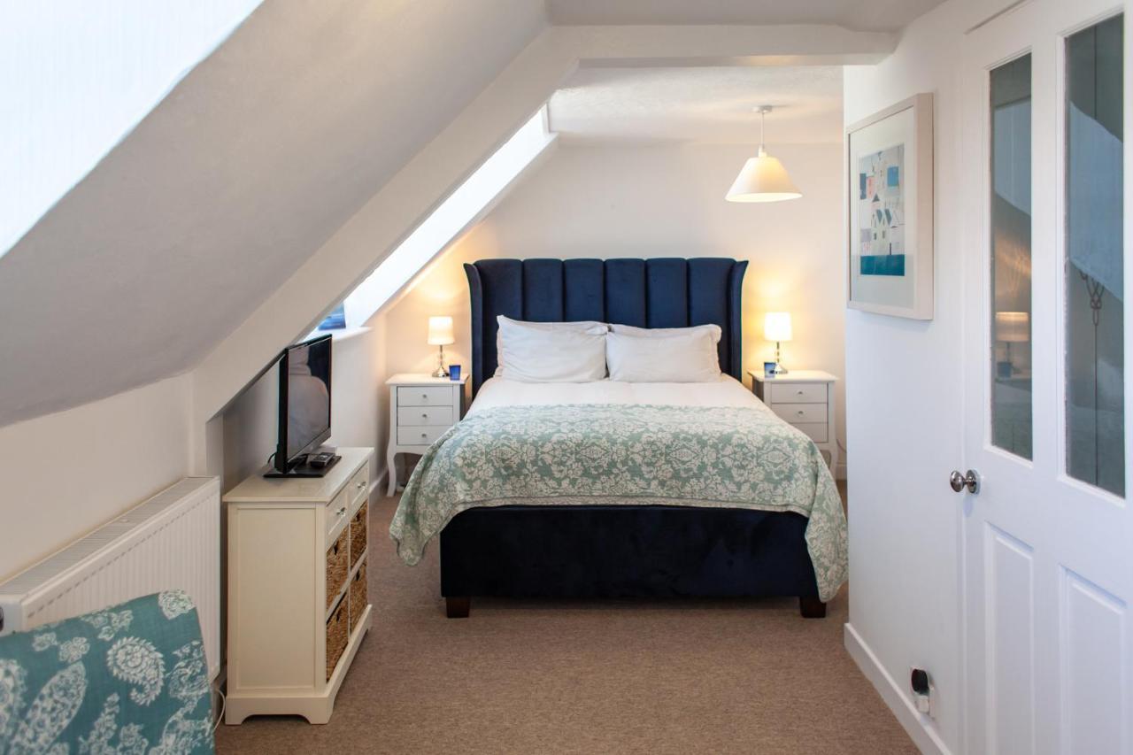 No. 98 Boutique Hotel 4*