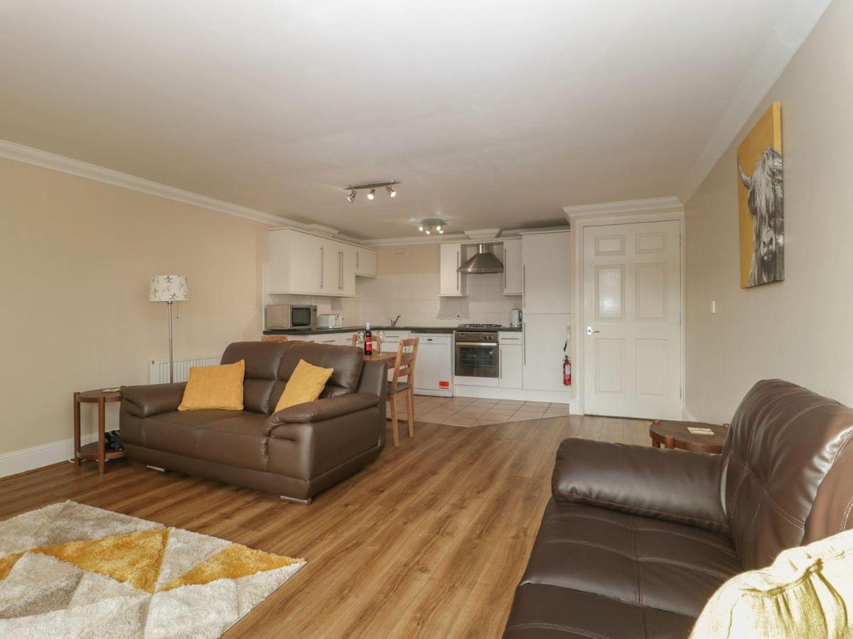 Townbridge Apartment *