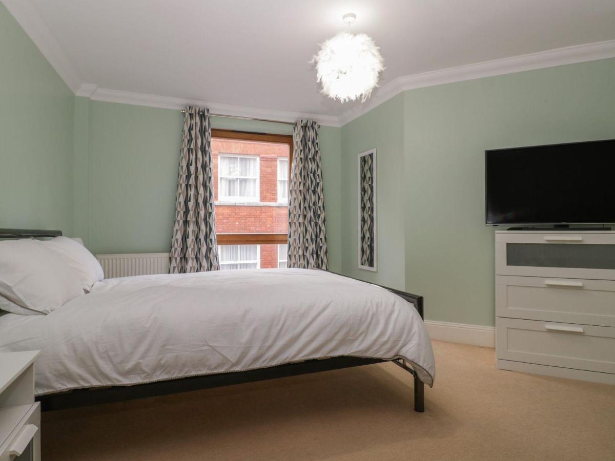 Townbridge Apartment *