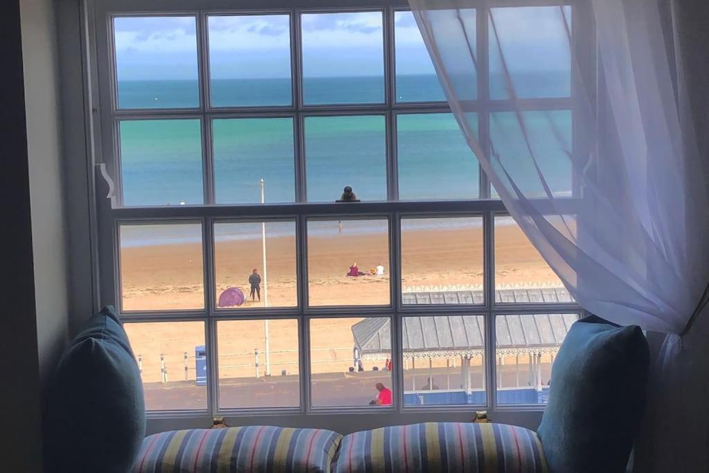 Sandpearl Beachfront Weymouth