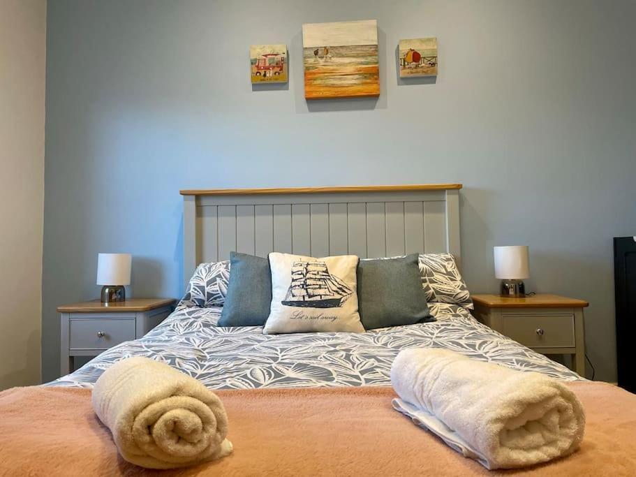 Sandpearl Beachfront Apartment *
