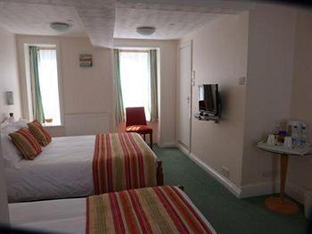 The Clarence Bed & Breakfast 4*