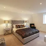 Harbourside Haven Apartment 4