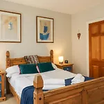 Globe Cottage