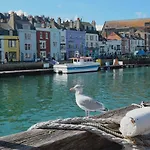 Quay View Apartment