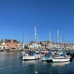 Sanderlings - Holiday Home Close To Beach