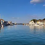 Bosun\'S Cottage Luxury Stay In The Heart Of Town