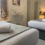 The Jubilee Hotel East - With Spa Facilities & Smokehouse - Newly Refurbished Facilities