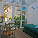 Harbour Retreat