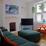 Harbour Retreat
