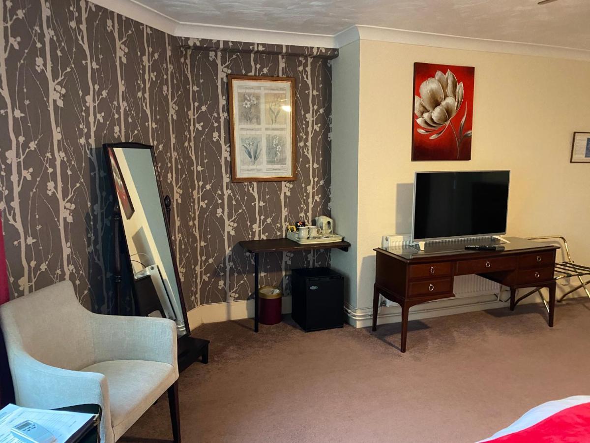 The Kingswood 4* Weymouth