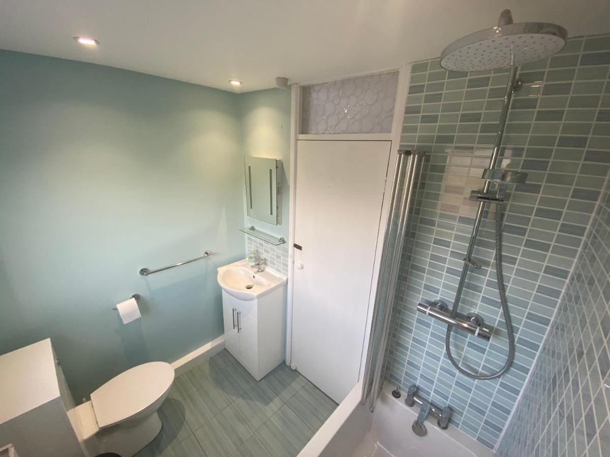 Bright 3br House Near Harbour *