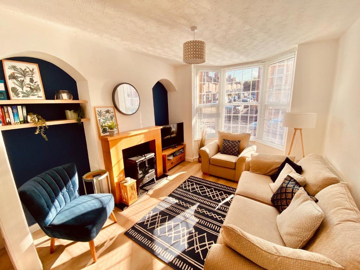 Bright 3br House Near Harbour Weymouth