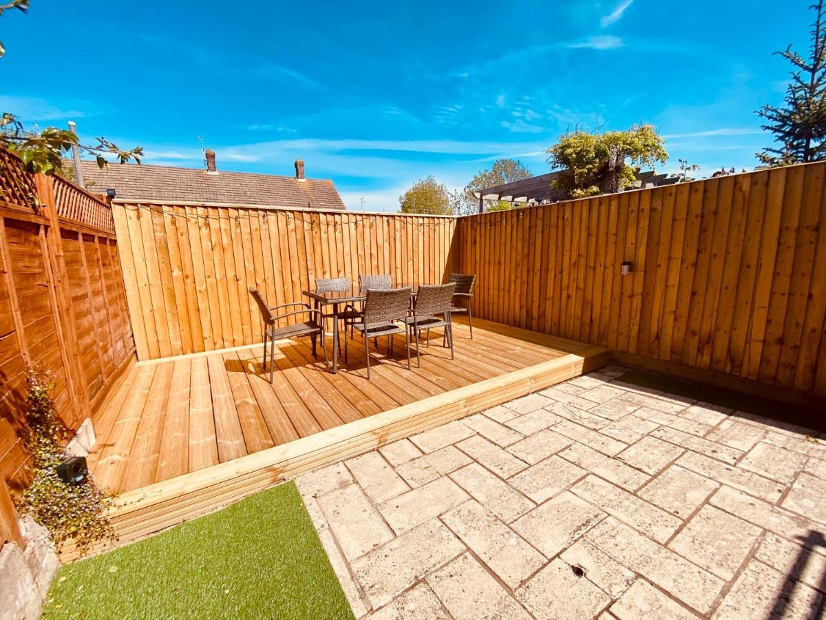 Bright 3br House Near Harbour