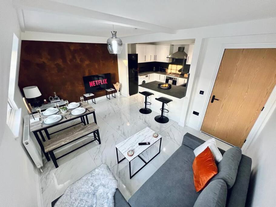 Apartamento 2 Bed Harbourside Penthouse With Hot Tub & Stunning Roof Terrace *