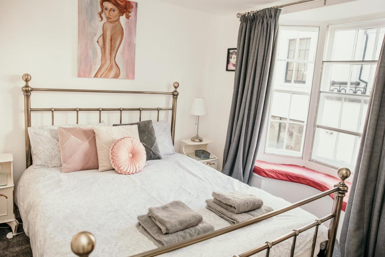Seatown, Beautiful Townhouse In