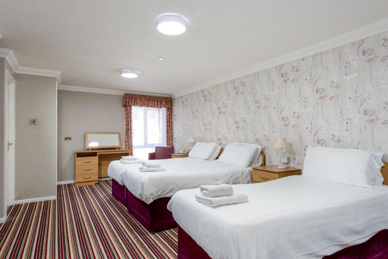 Russell Hotel