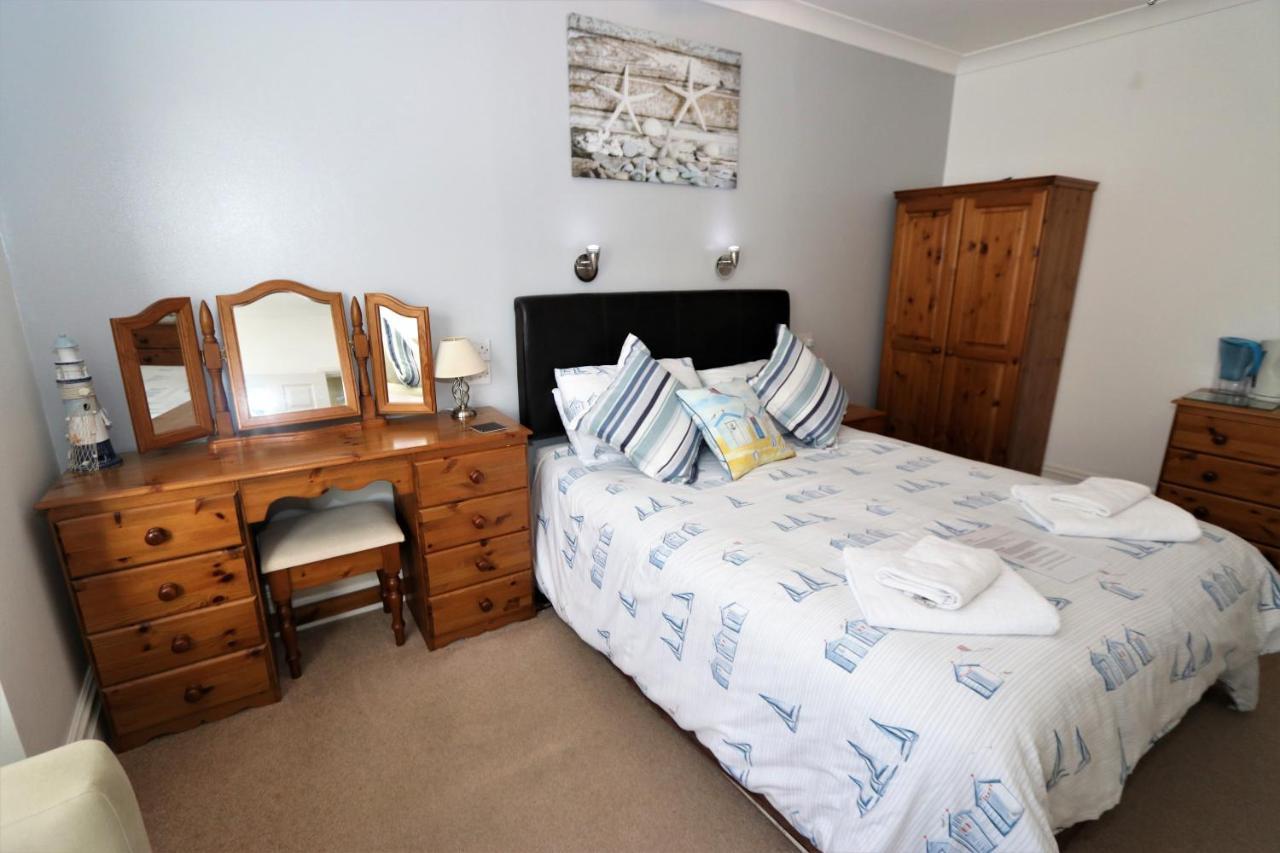 The Pebbles - Adults Only Guest house Weymouth