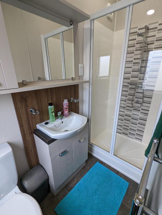 Location Location Beautiful Modern Frontline Caravan Haven Littlesea * Weymouth