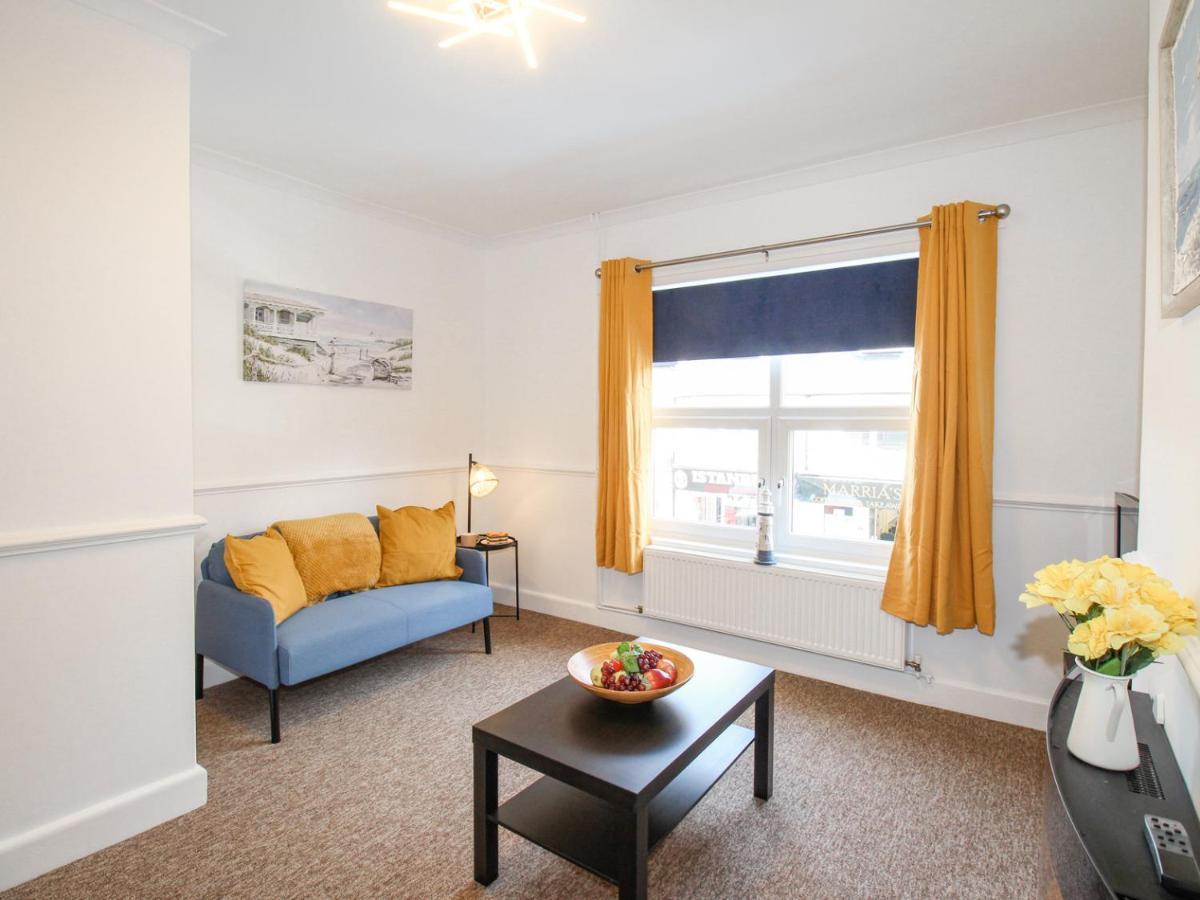 Apartment Stones Throw