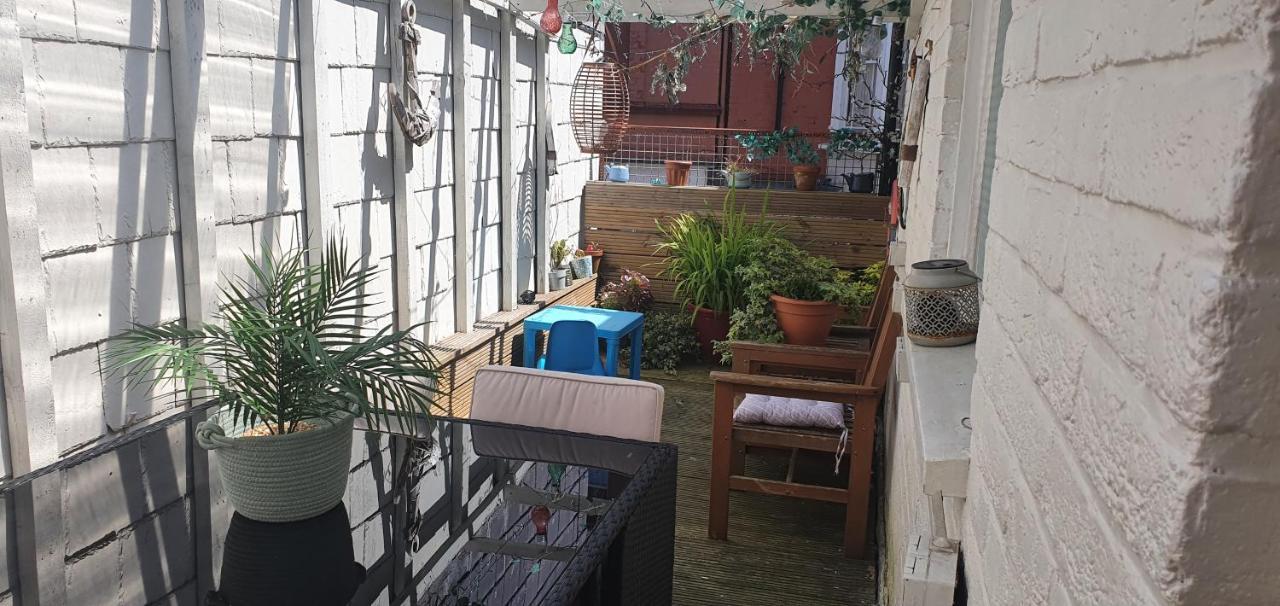 Gigi's Place Apartment *