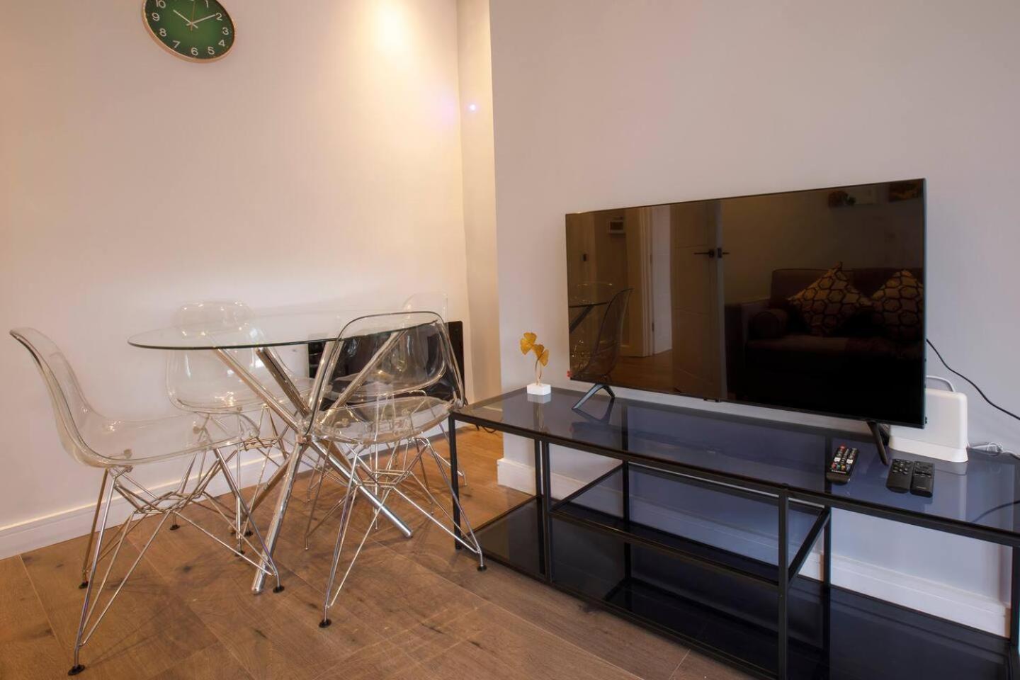 Amazing Charming Seaside Flat, Weymouthlocal