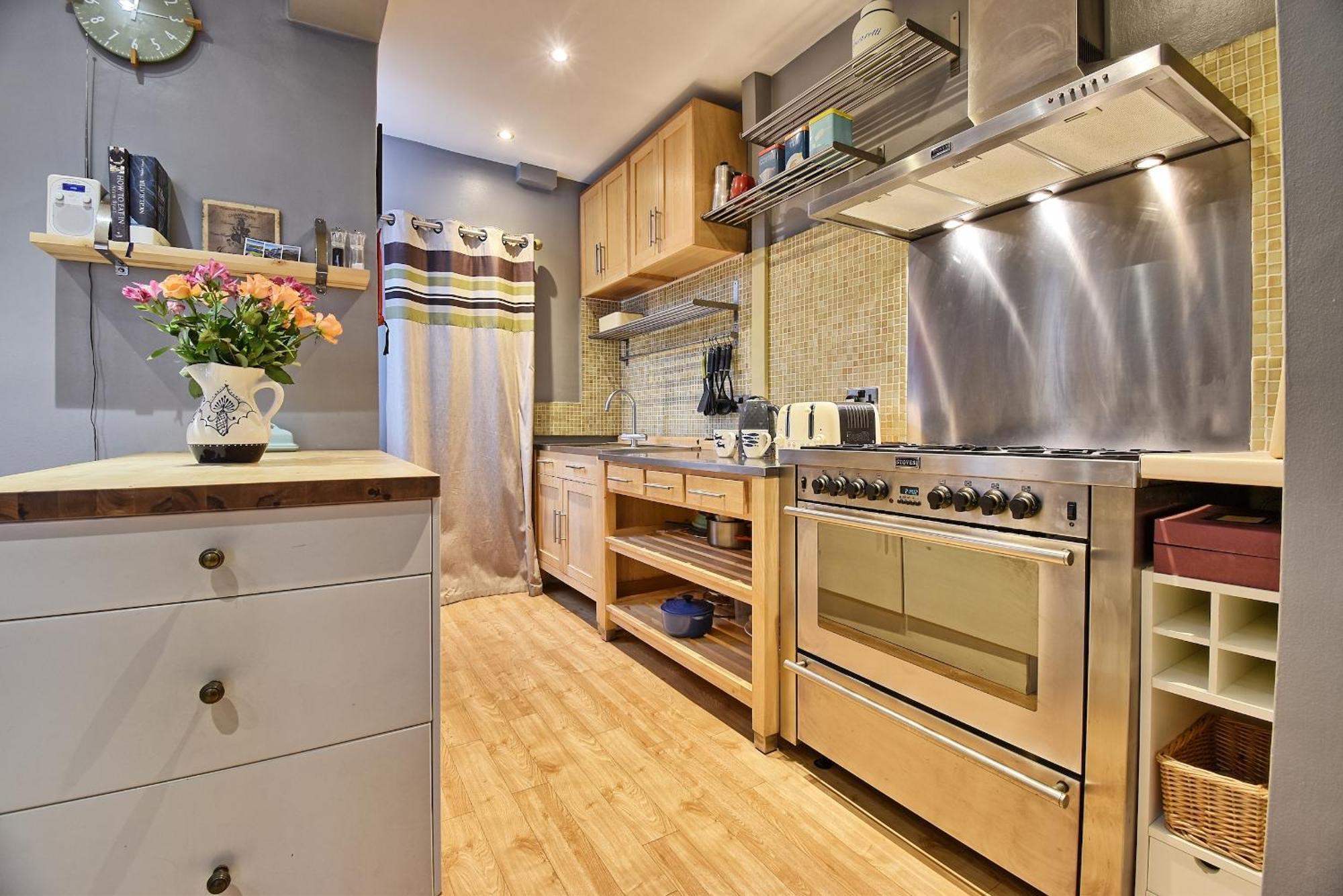 Sunnyside - Stylish Dog Friendly Harbour Views Holiday home Weymouth