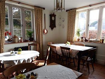 The Old Manor House 4* Weymouth