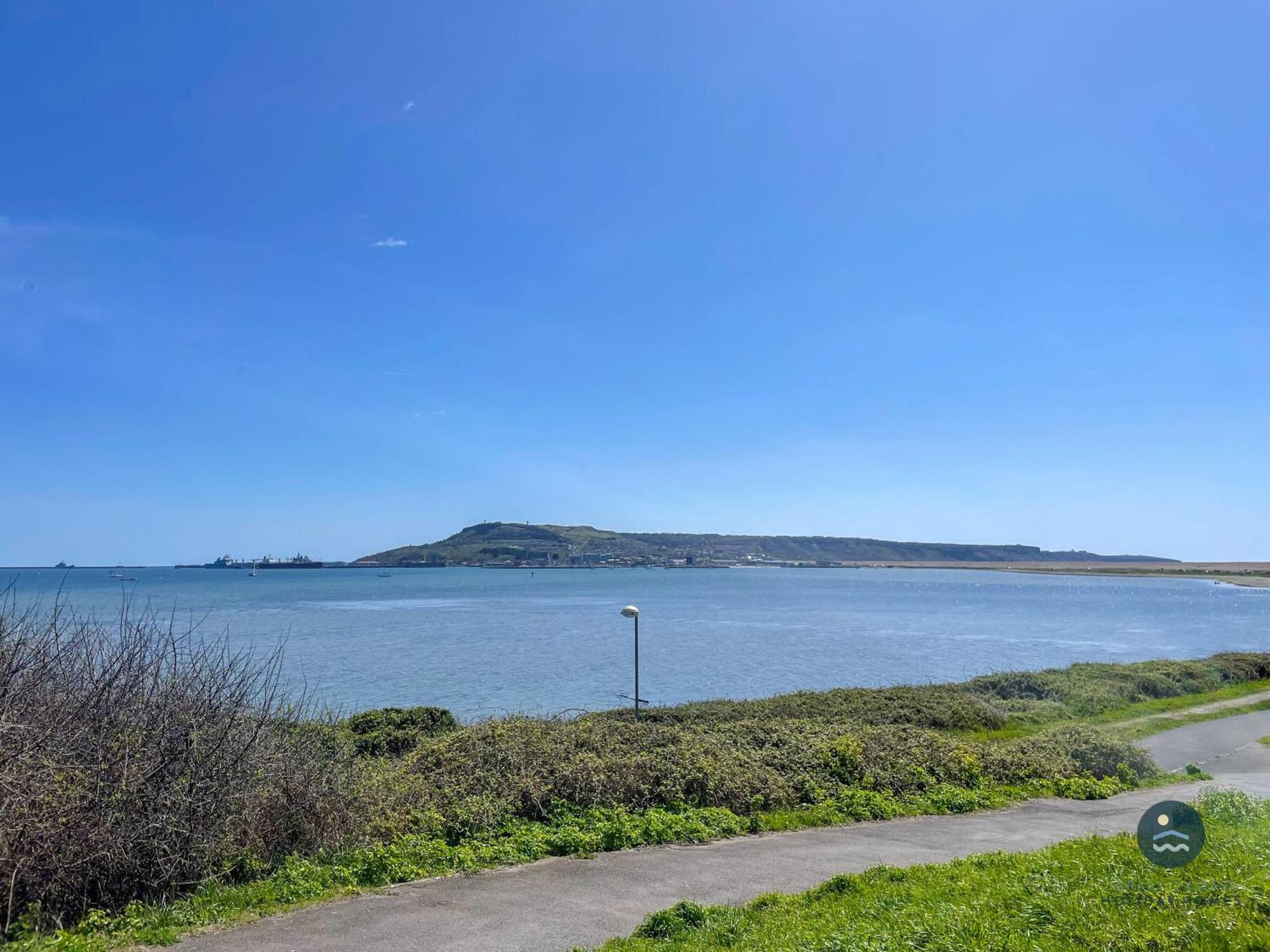 Spindrift - Views Of Chesil Dog Friendly