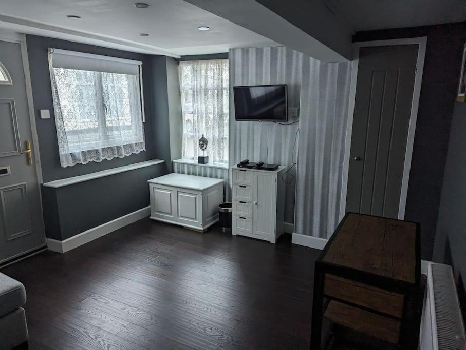 Free Parking, 1 Bed Flat Park Street Apartamento *