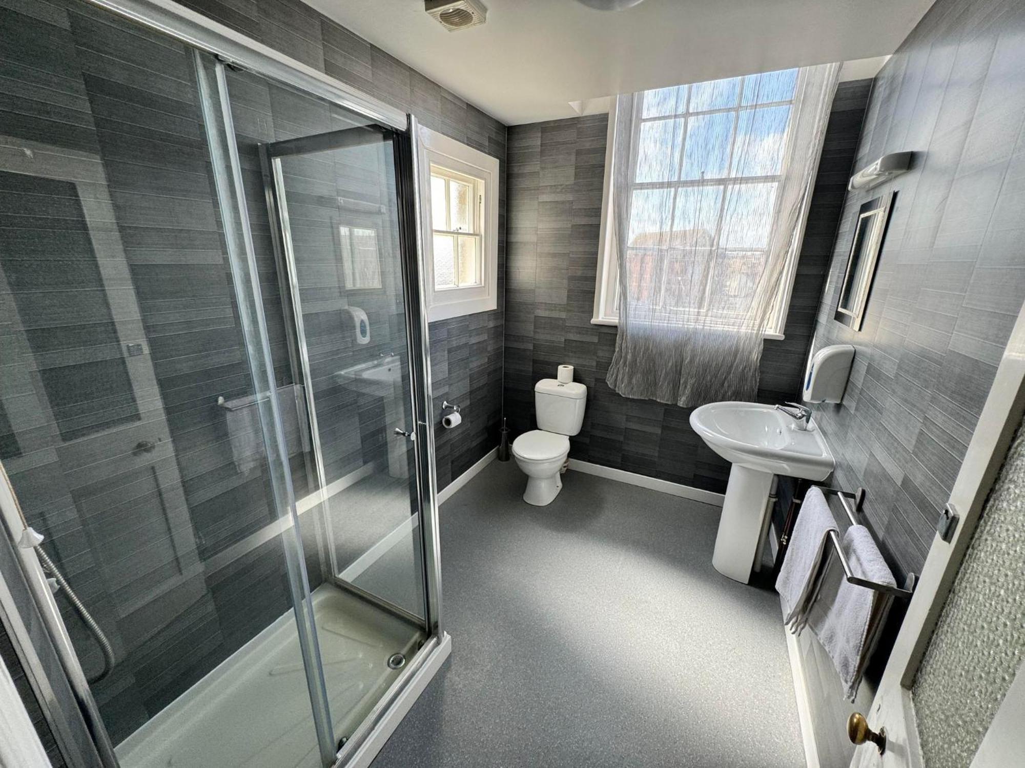 Hotel The Jubilee West- With Facilities & Smokehouse - Newly Refurbished Facilities 3*