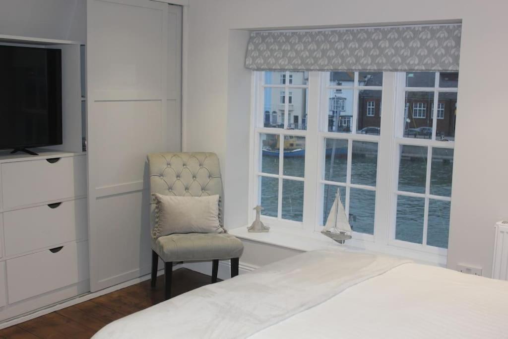 Boat House, Harbour Holiday home *