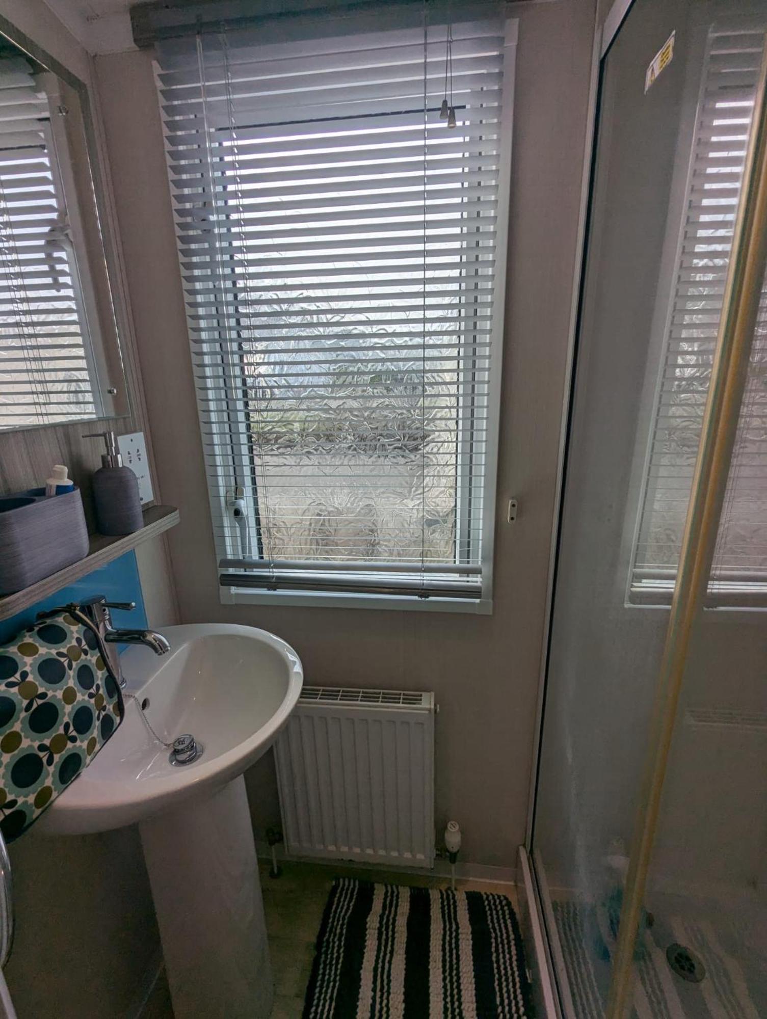 Campo de férias Beautifully Presented Dog Friendly Caravan On Very Popular Littlesea Haven Park Weymouth *