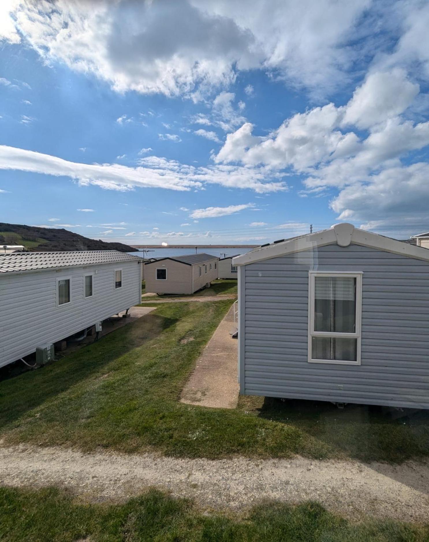 Bright Modern Caravan With Partial Views Of Fleet Lagoon Haven Littlesea