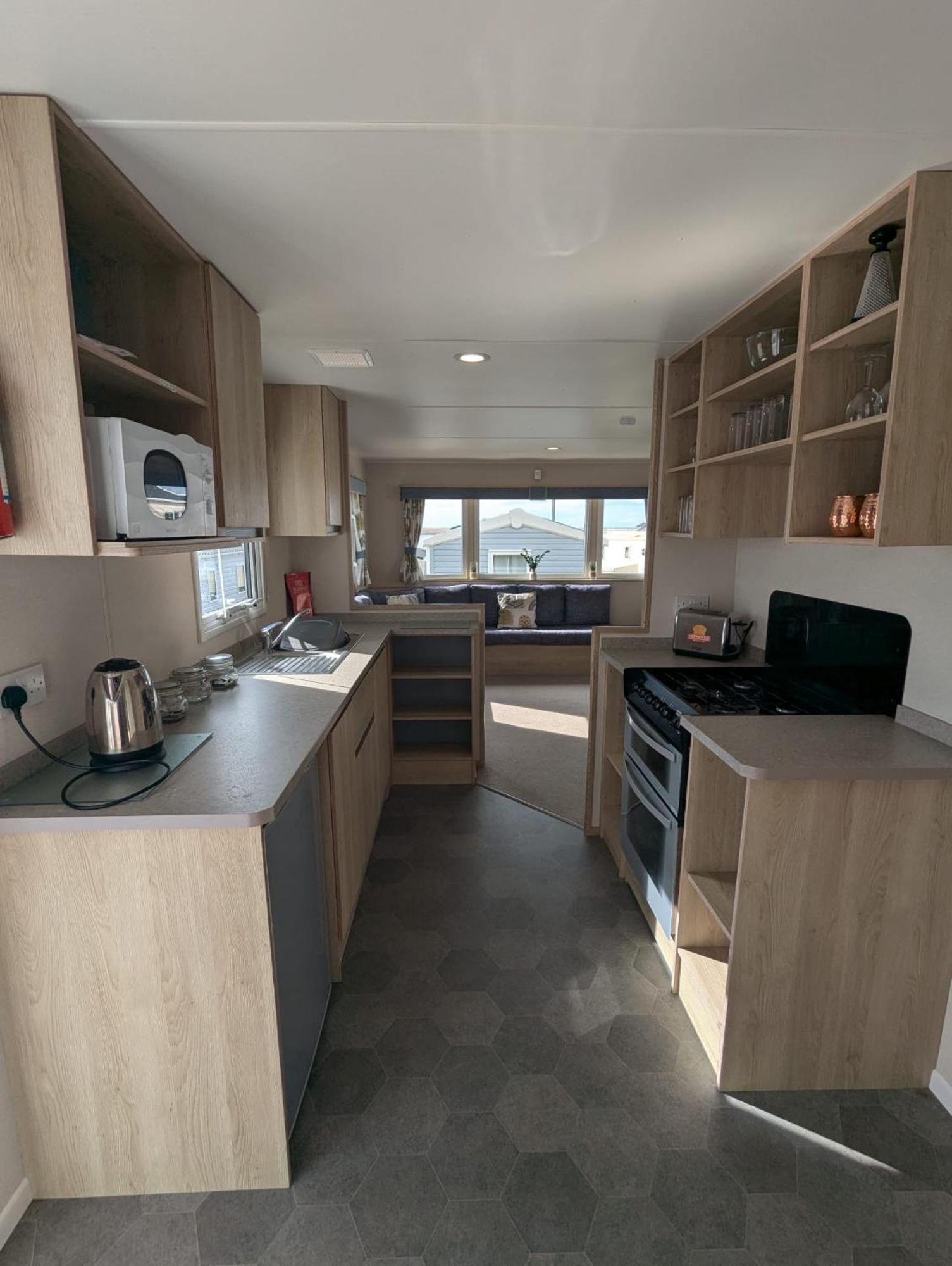 Bright Modern Caravan With Partial Views Of Fleet Lagoon Haven Littlesea * Weymouth