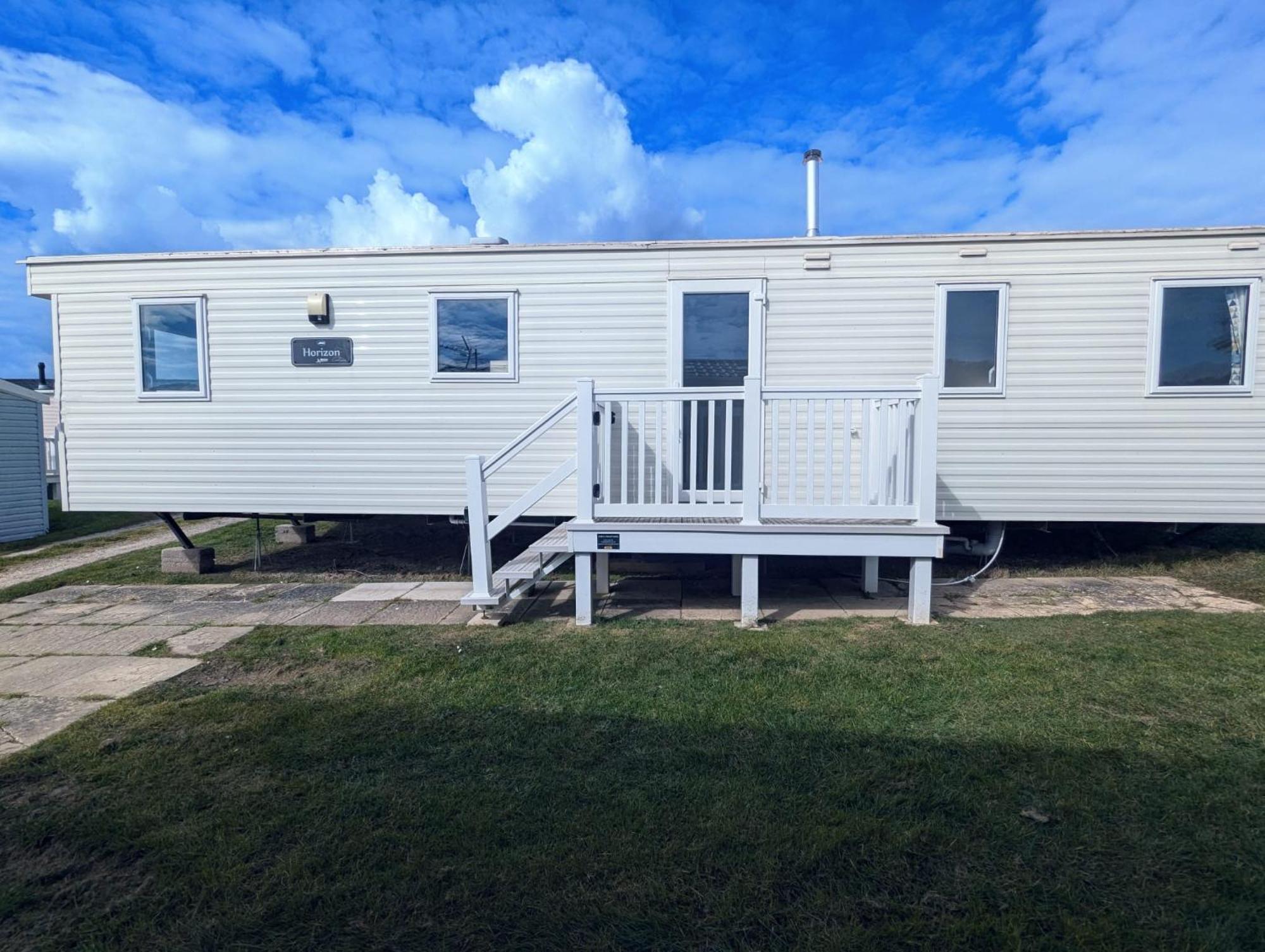 Holiday park Bright Modern Caravan With Partial Views Of Fleet Lagoon Haven Littlesea Weymouth