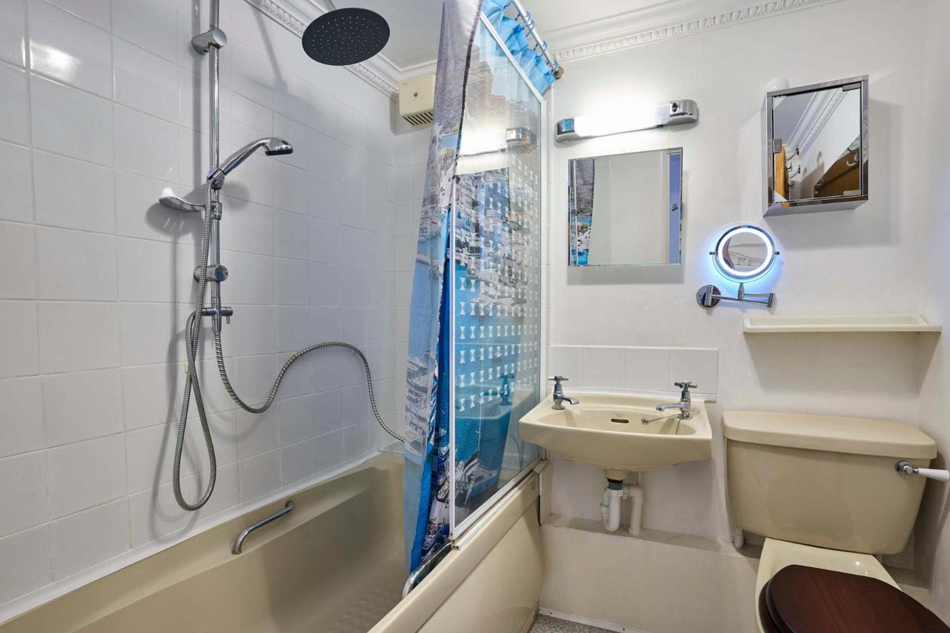 Host & - The Aquamarine Apartamento