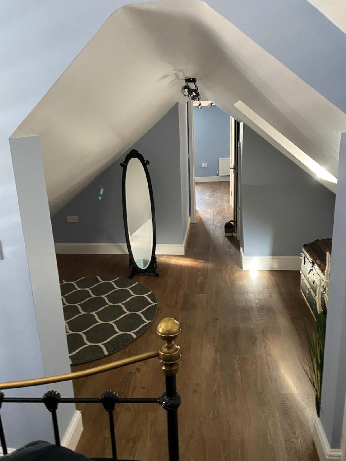 Perfectly Located Apartment Weymouth