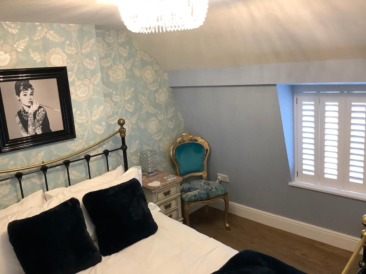 Perfectly Located Apartment Weymouth
