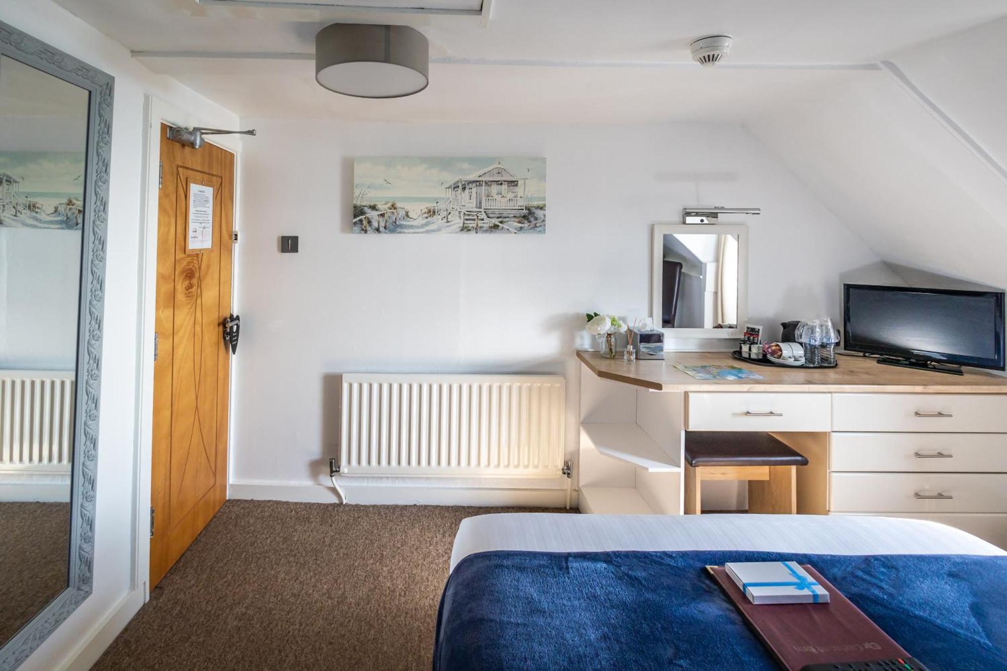 The Cumberland 3*