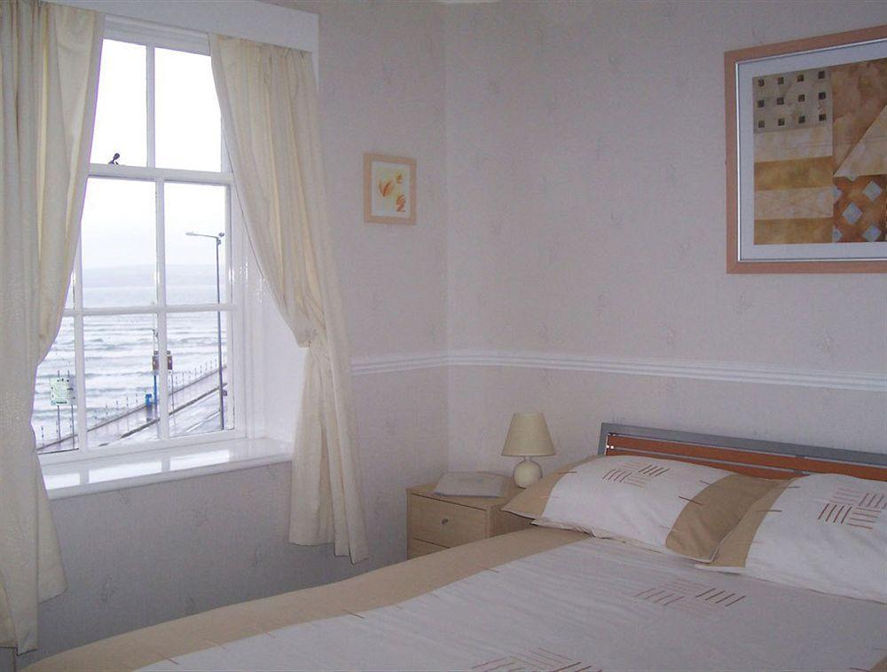 View 3* Weymouth