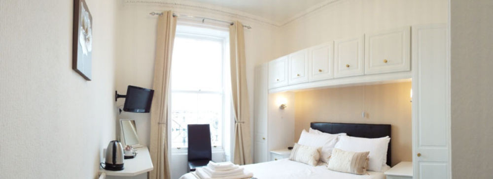 The Cumberland Bed & Breakfast Weymouth