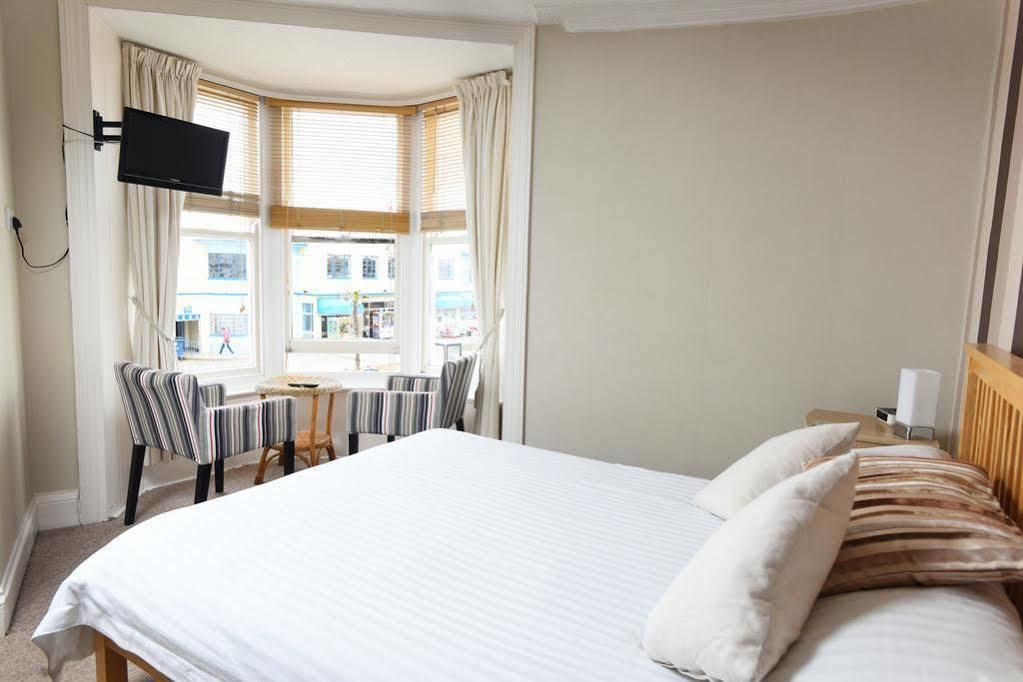 Bed & Breakfast The House 3*